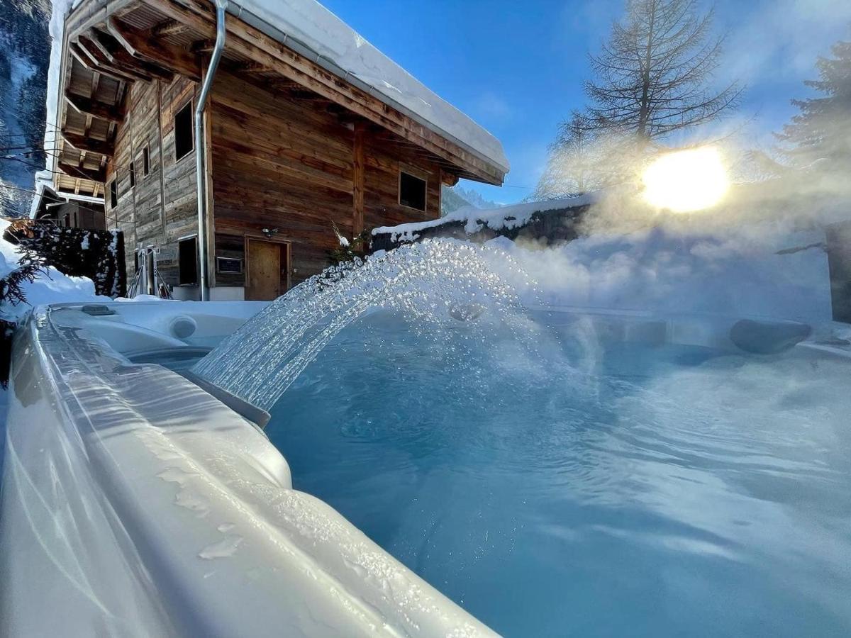Chalet Le Petit Nicolas, Jacuzzi, Vue Mont Blanc Chamonix Eksteriør bilde