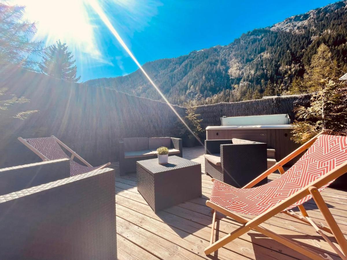 Chalet Le Petit Nicolas, Jacuzzi, Vue Mont Blanc Chamonix Eksteriør bilde